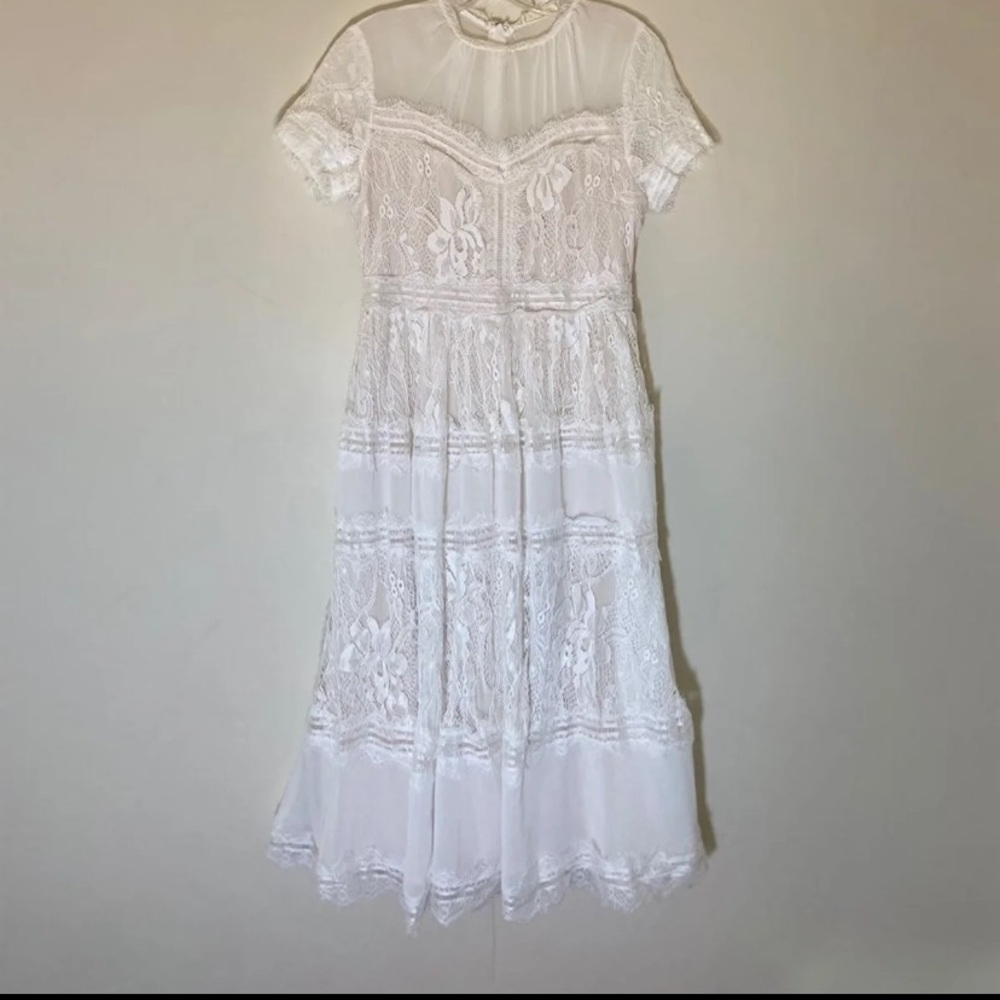 White lace dress